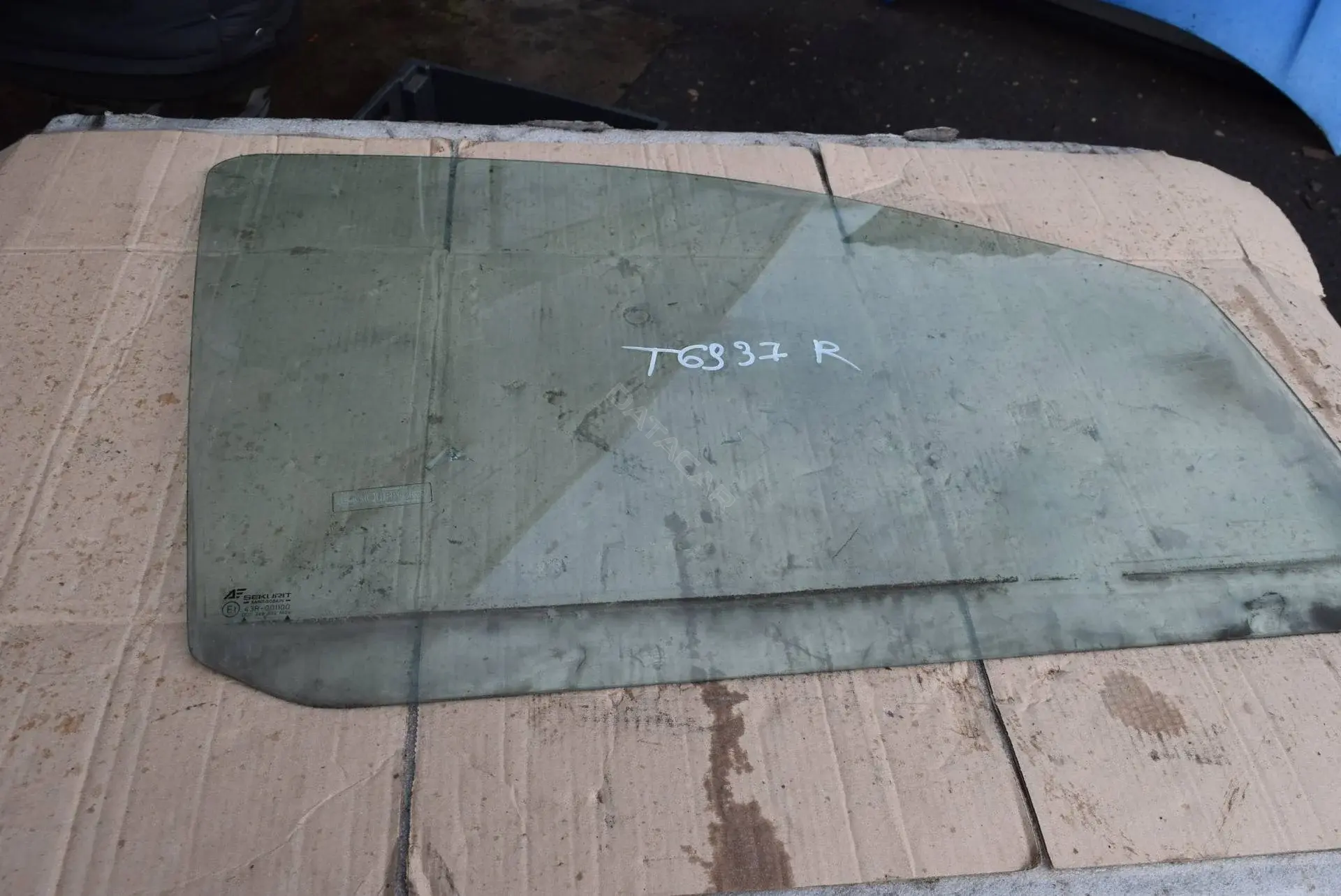 Стекло двери T6937-29-19-1