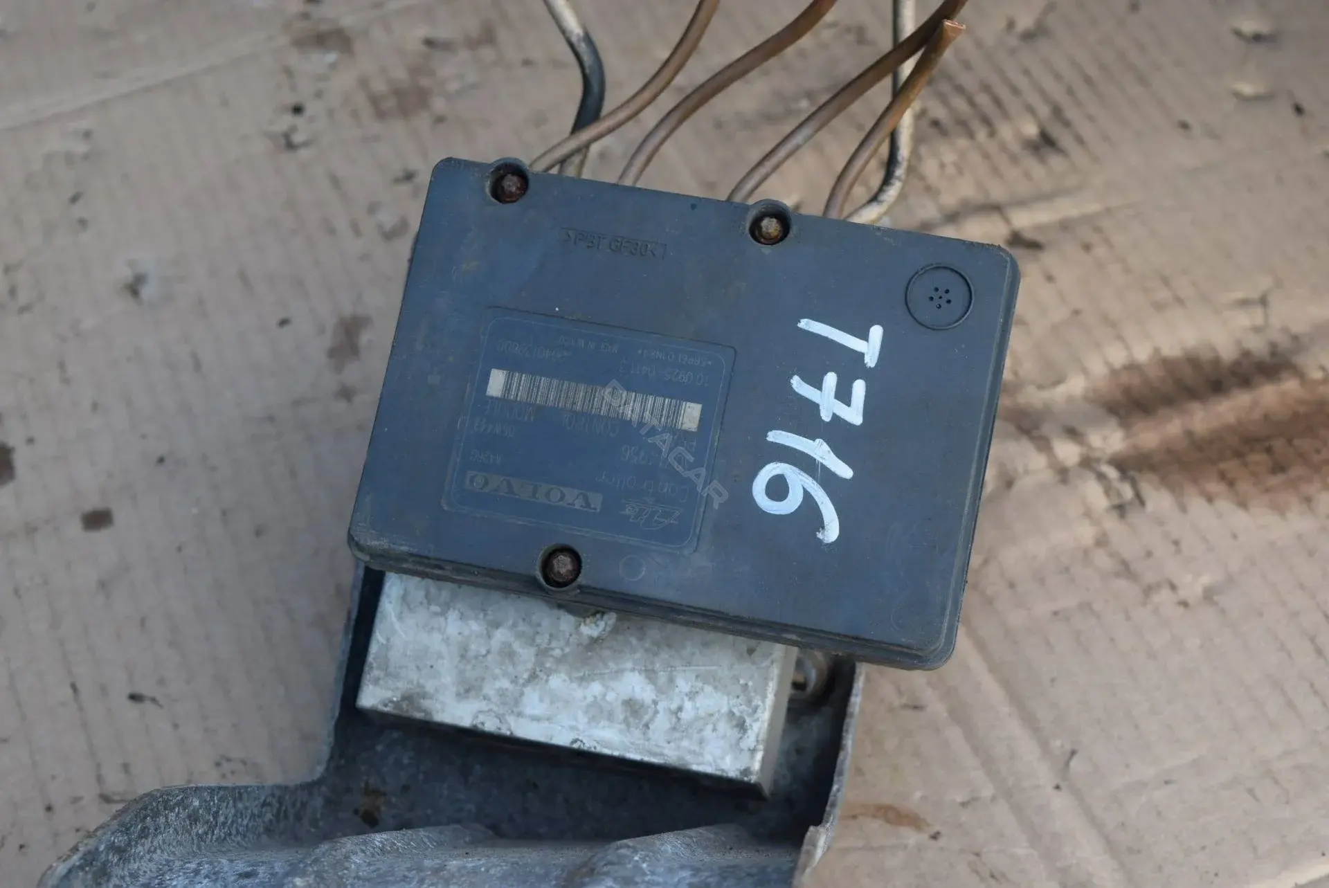 Блок управления АБС 06W443, 10092504113, 30714952