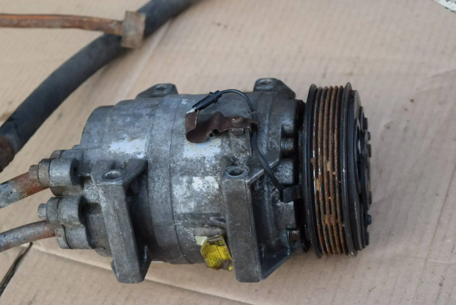 Компрессор кондиционера T716-17-4-1