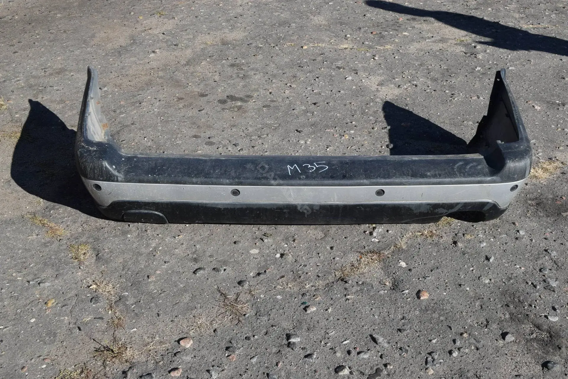 Задний бампер M35-26-1