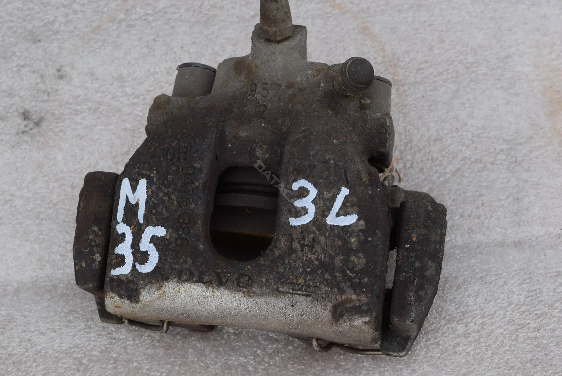 Суппорт тормозной M35-73-100