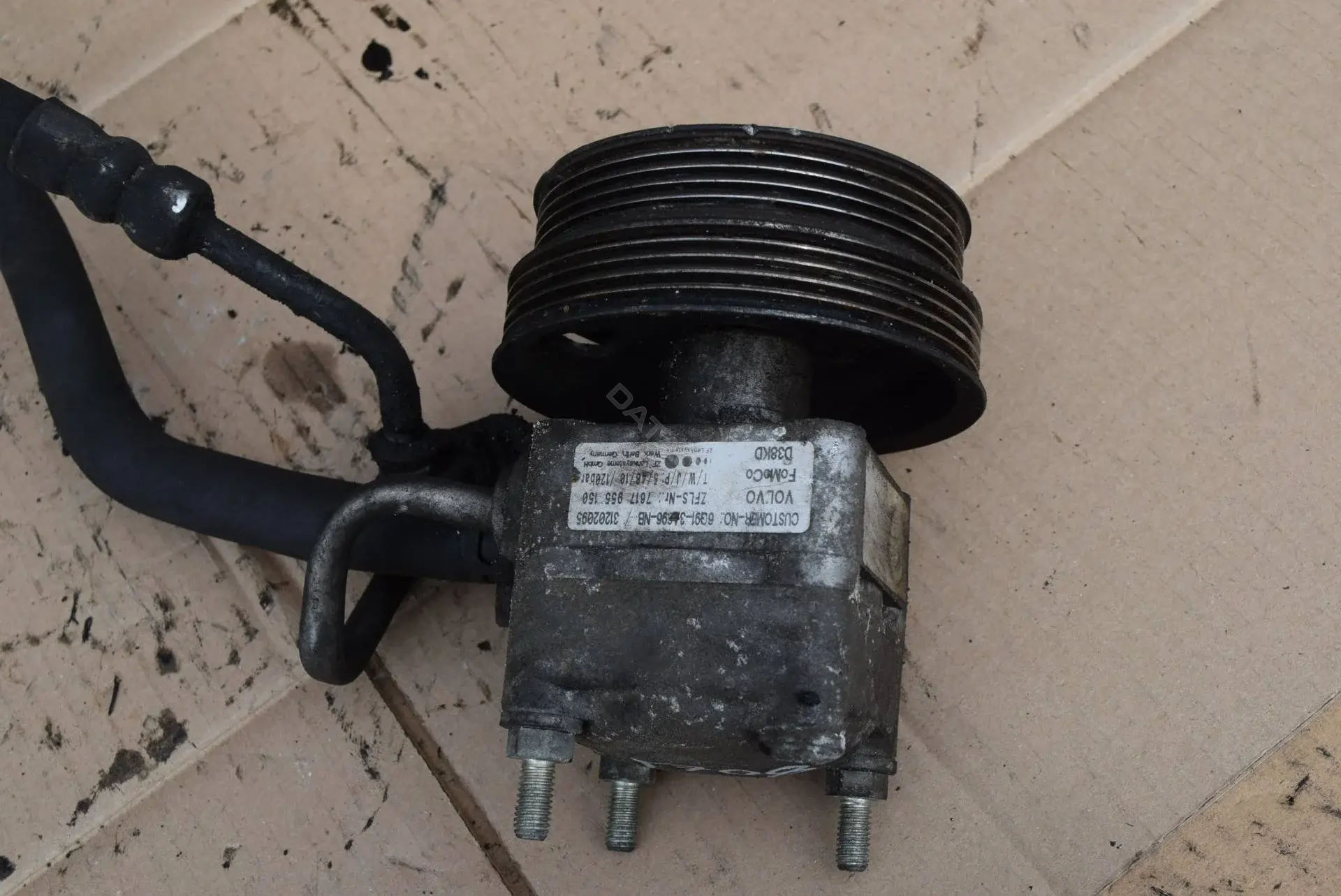 Насос гидроусилителя руля 31202095, 6G913A696NB