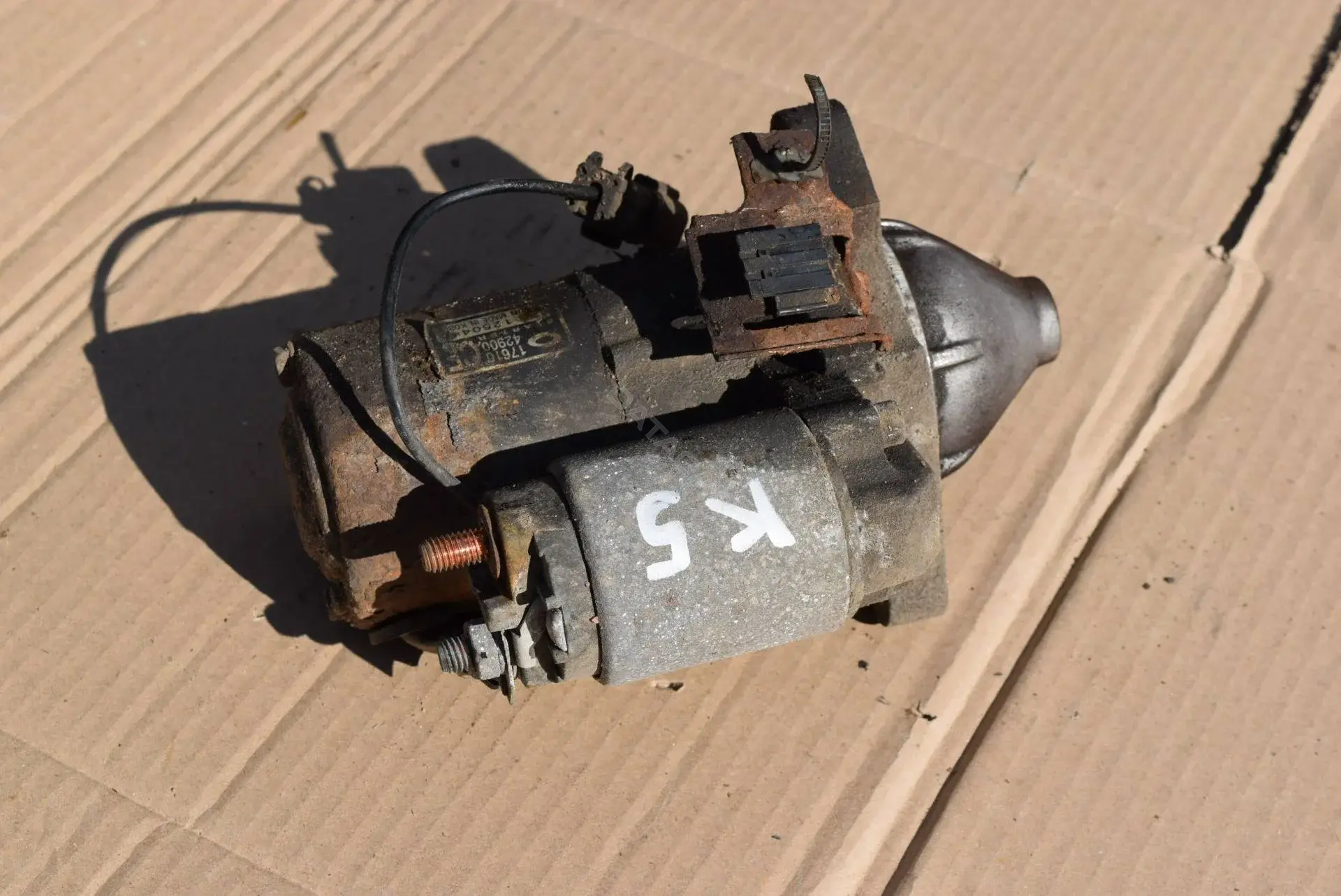 Стартер 1761042900