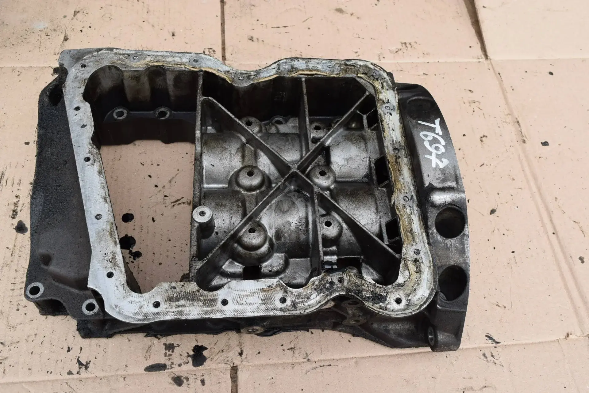 Масляный поддон 8200672739