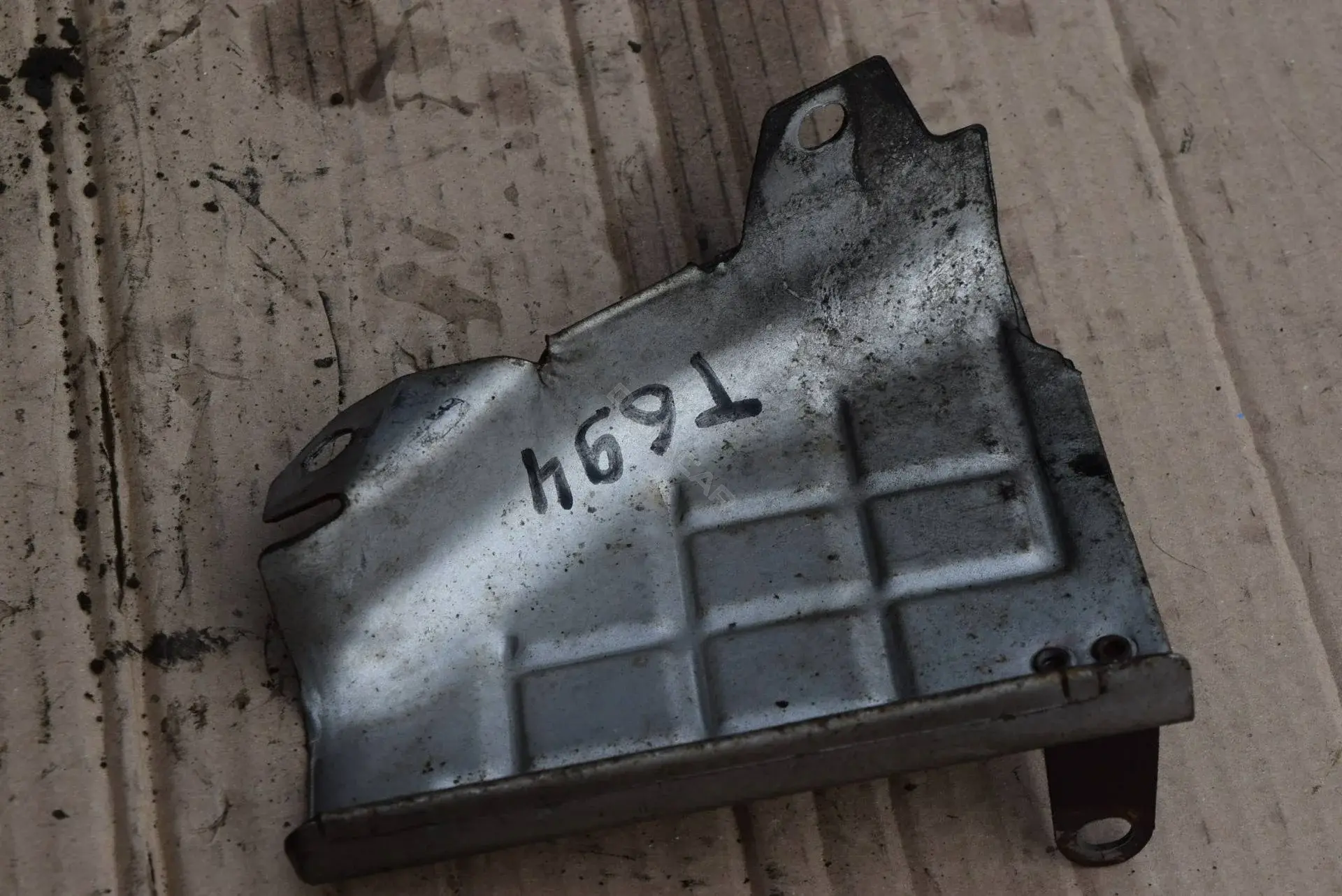 Тепловой экран глушителя T694-1-344-2