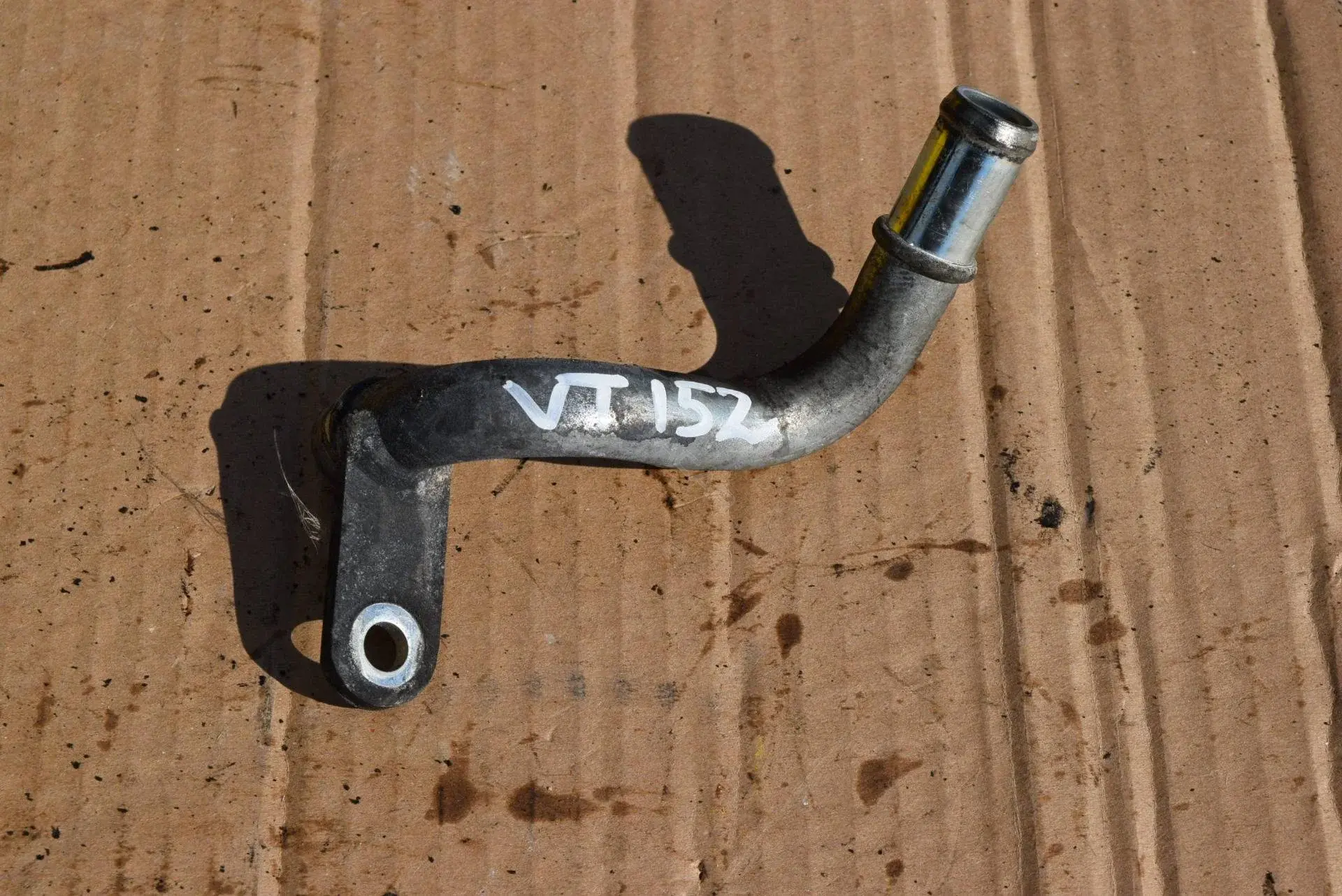 Патрубки системы охлаждения VT152-471-3