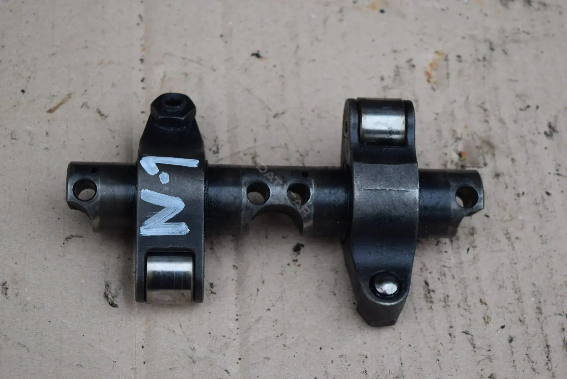 Коромысло (рокер) N1-1223-1