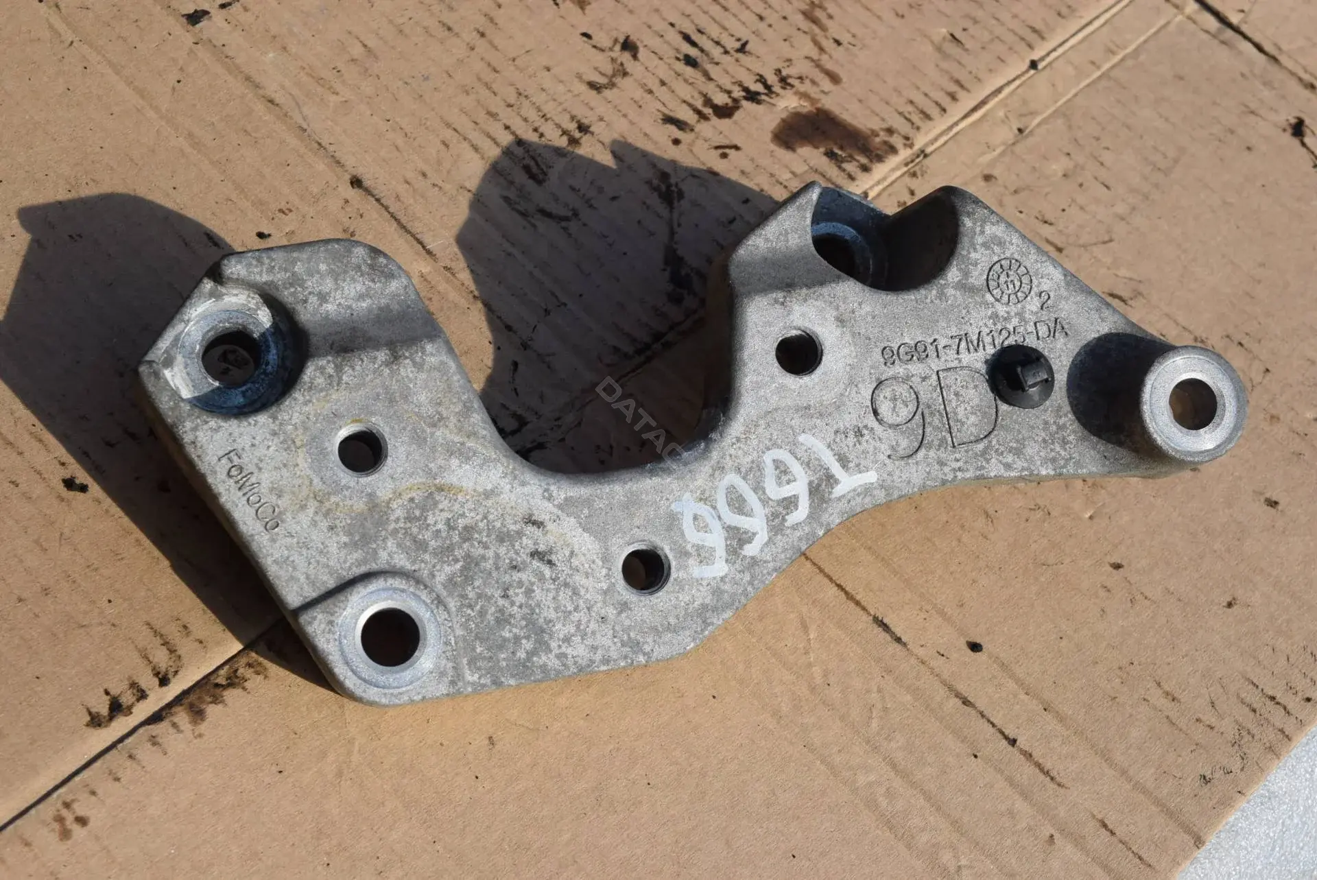 Кронштейн КПП 9G917M125DA