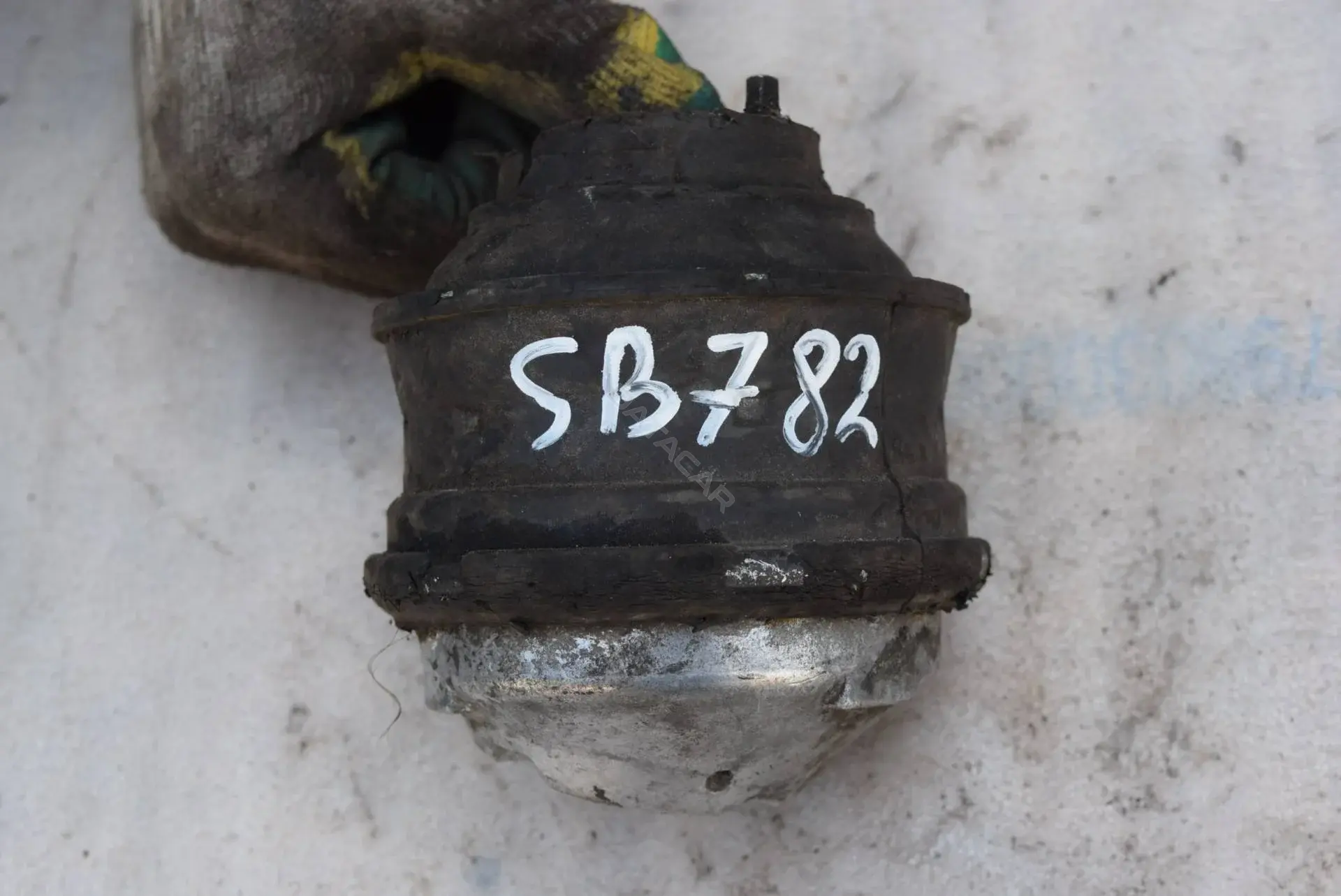 Подушка двигателя (Опора) SB782