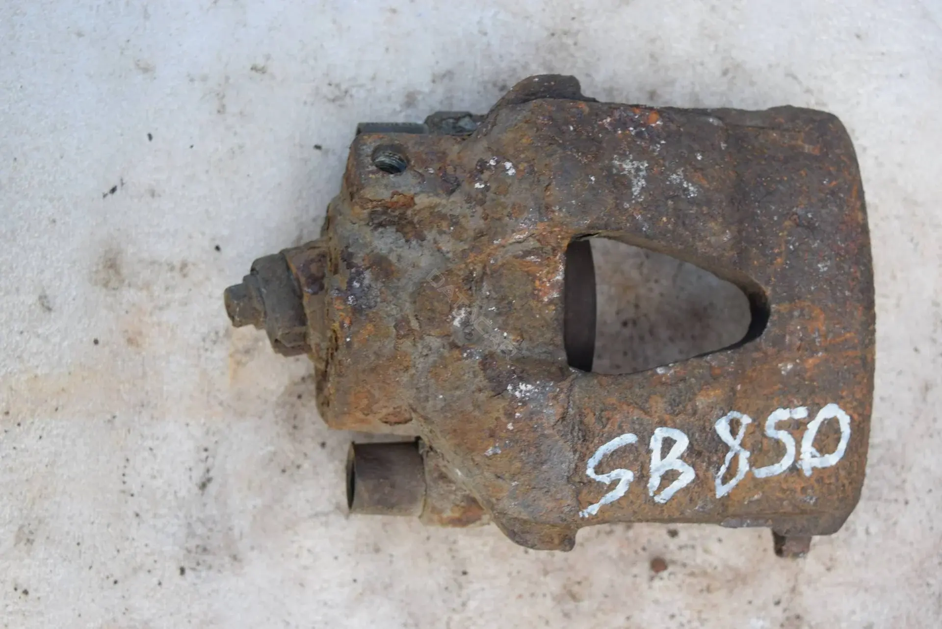 Суппорт тормозной SB850