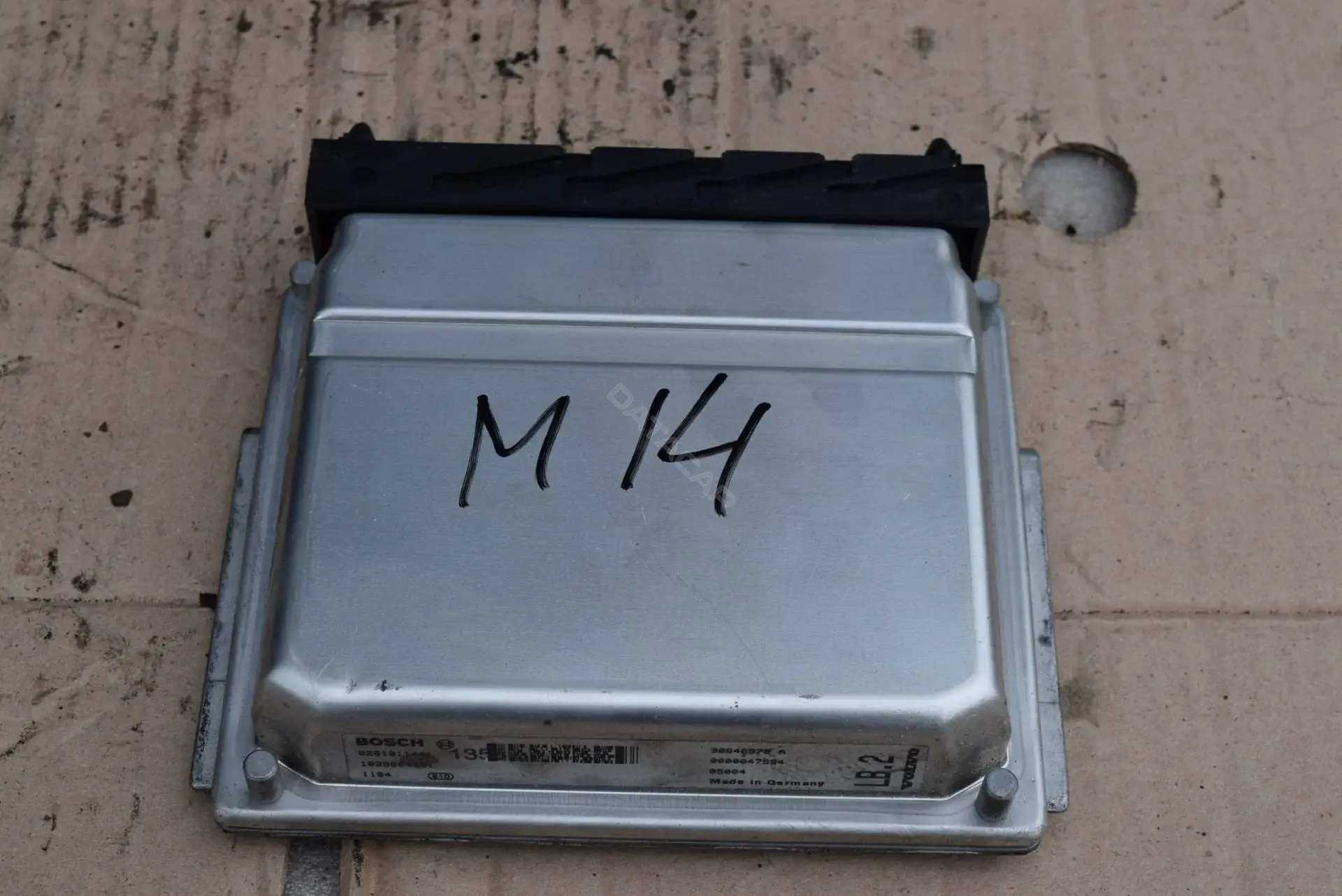 Блок управления двигателем 0281011441, 30646978A