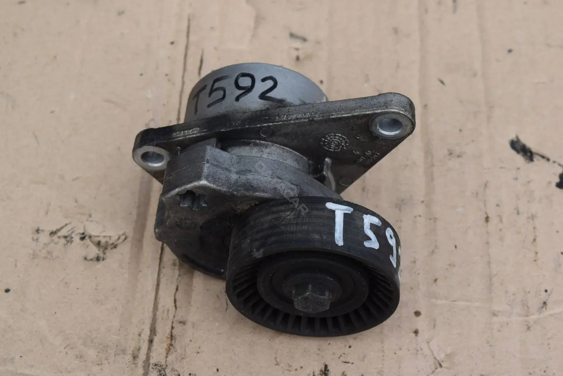 Натяжитель ремня генератора T592-17-103-1