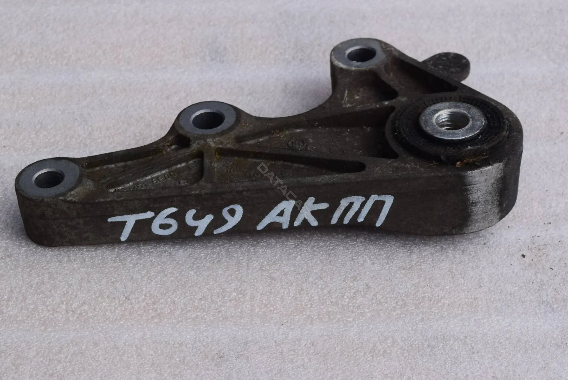 Подушка КПП 3M516P093J