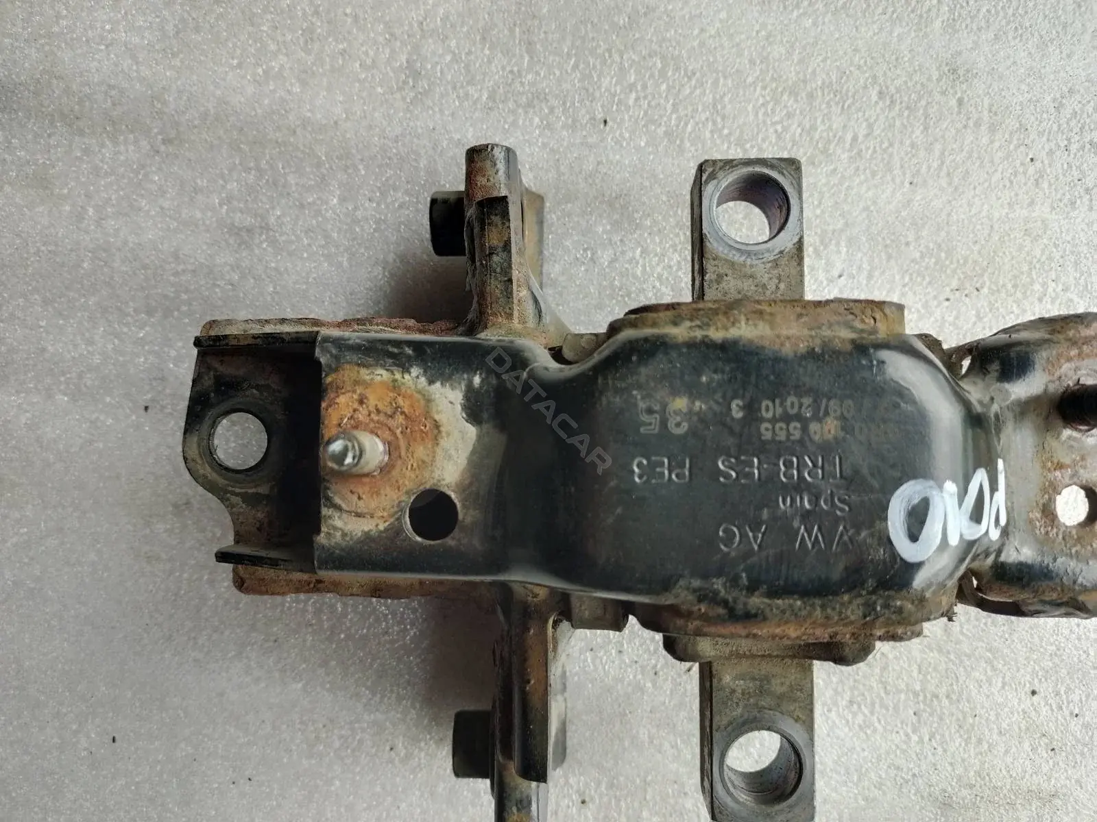 Подушка КПП 6R199555