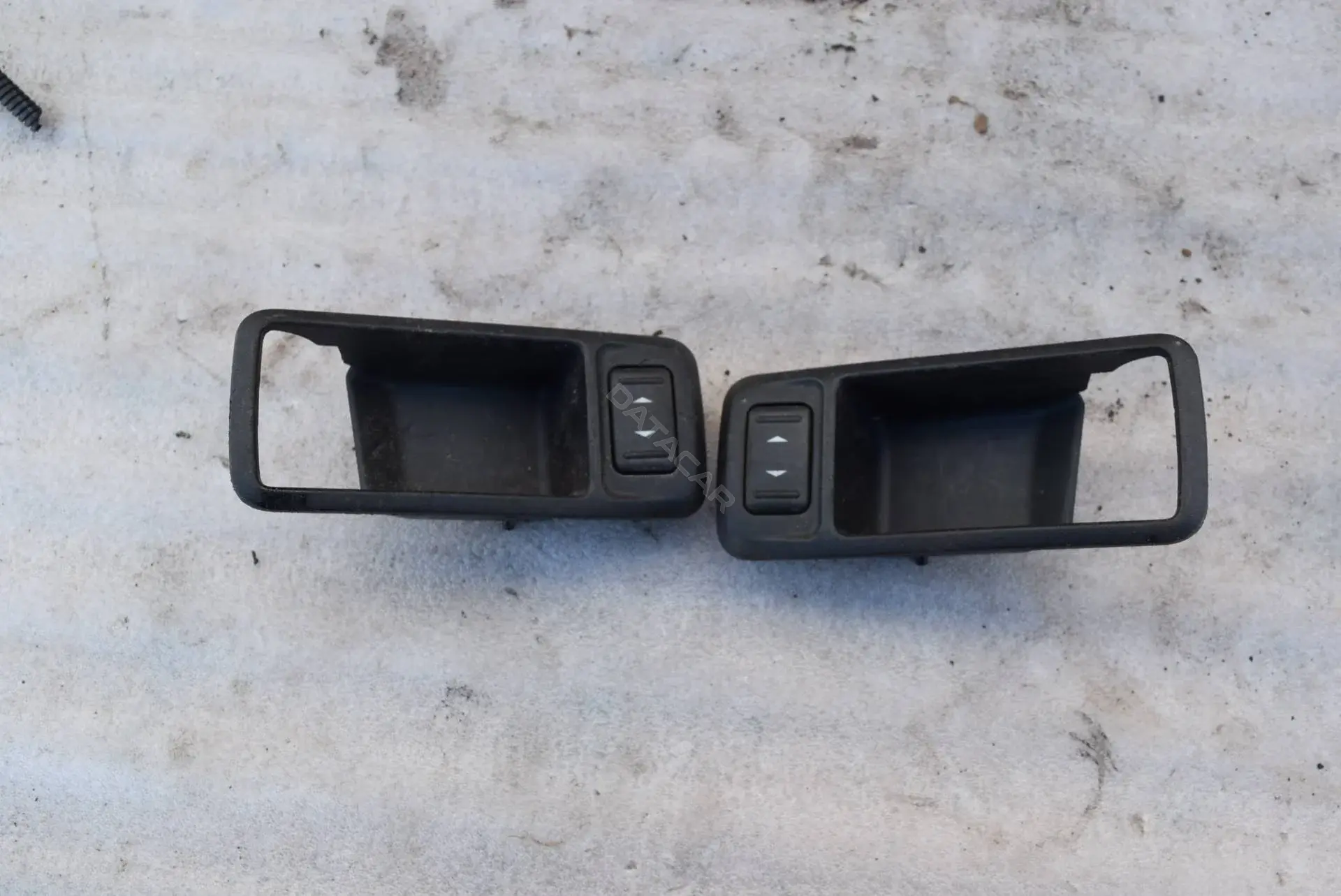 Кнопка стеклоподъемника 3M51226A36APW, 3M51226A37APW