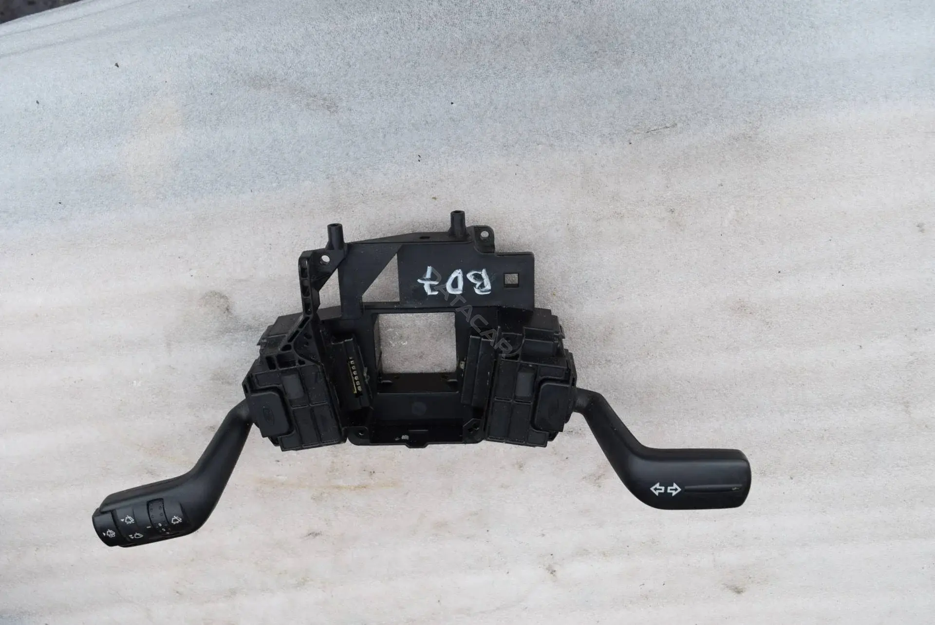 Переключатель подрулевой 3M5T13N064AD