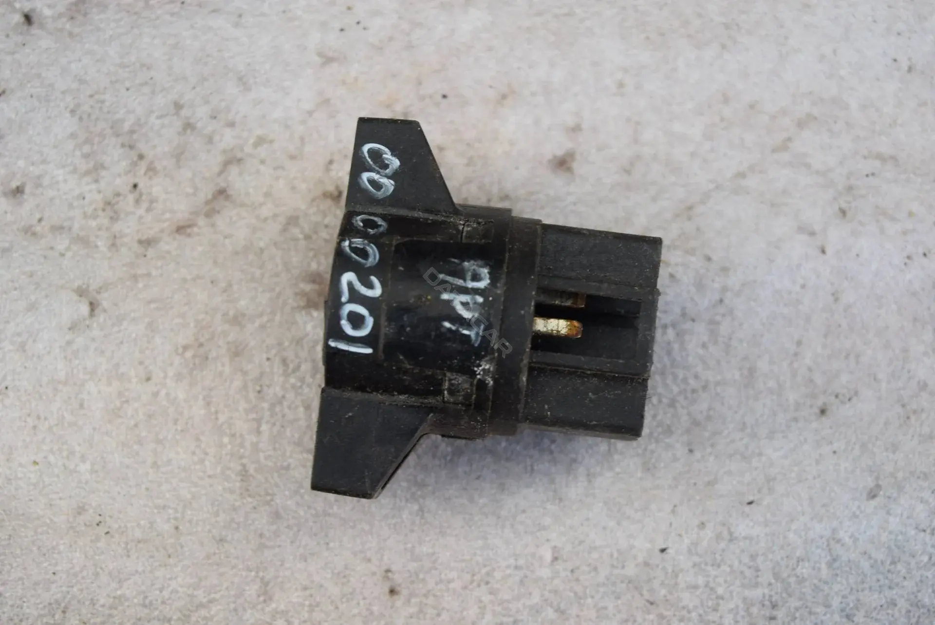 Контактная группа замка зажигания 93B611572BB