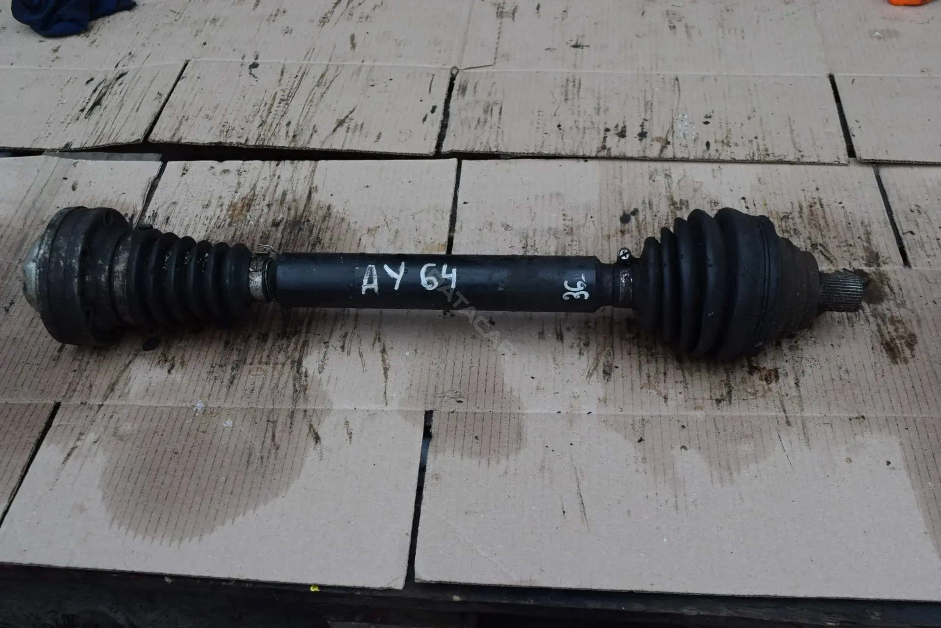 Приводной вал / Полуось AY64-73-3
