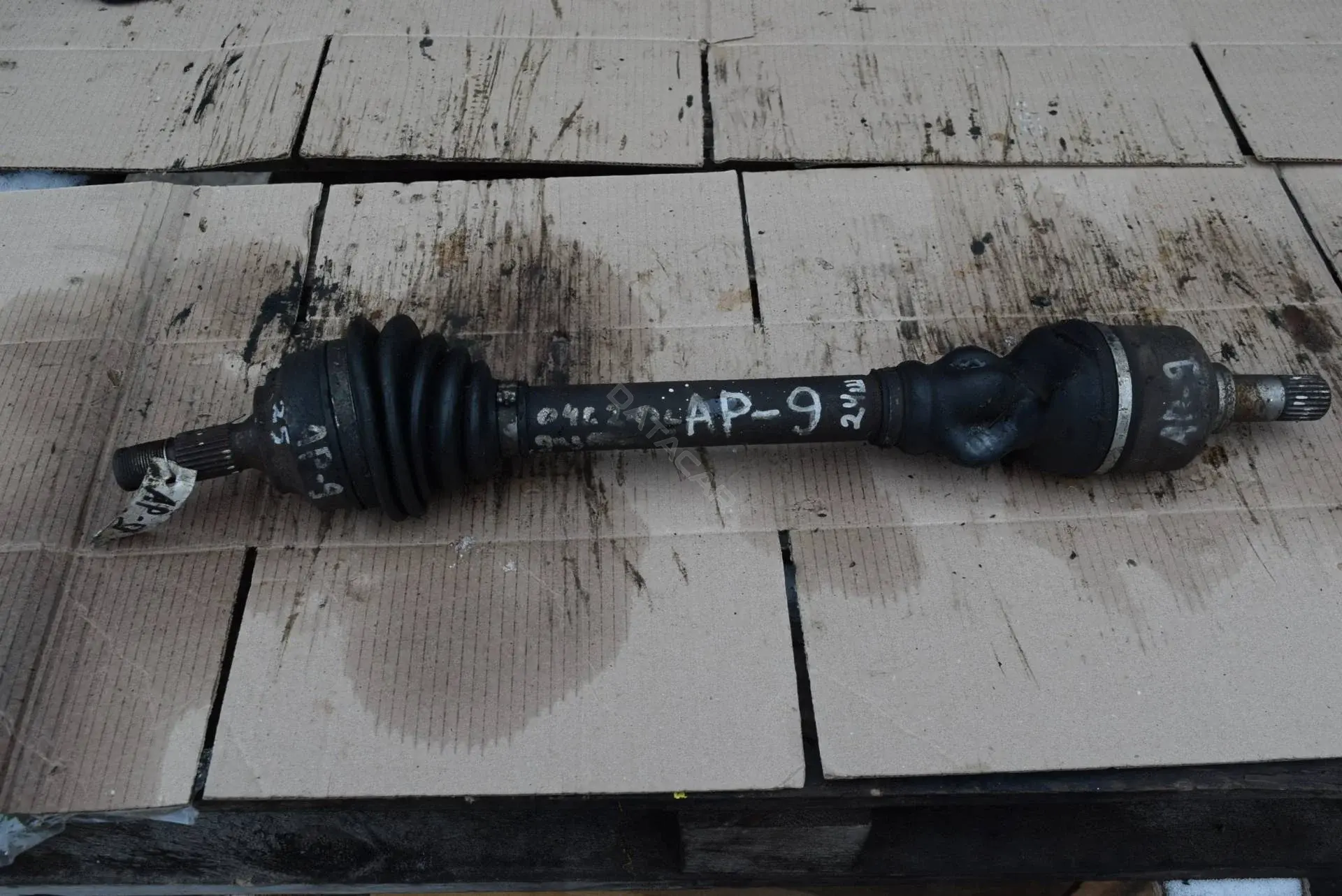 Приводной вал / Полуось AP9-73-1