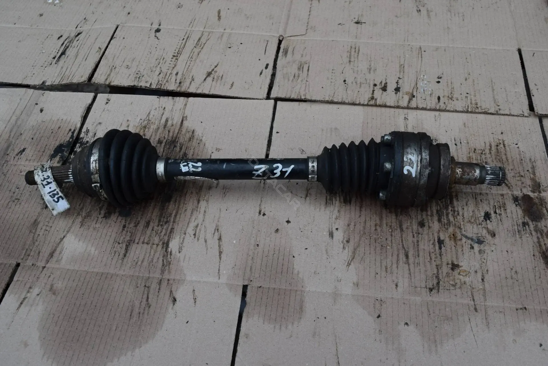 Приводной вал / Полуось Z31-73-1