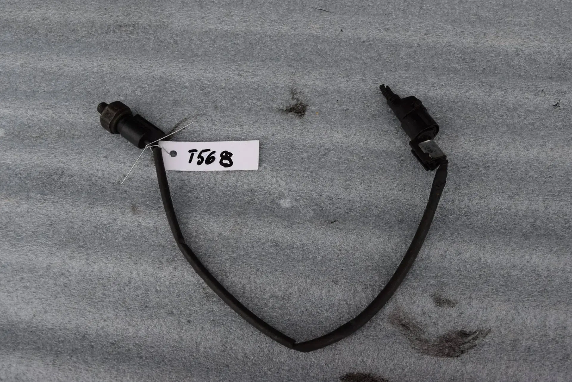 Датчик давления масла T568-17-72-1
