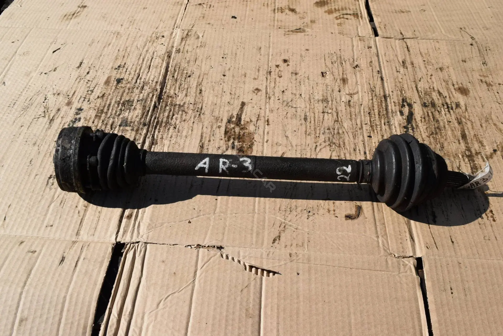 Приводной вал / Полуось AR3-73-2