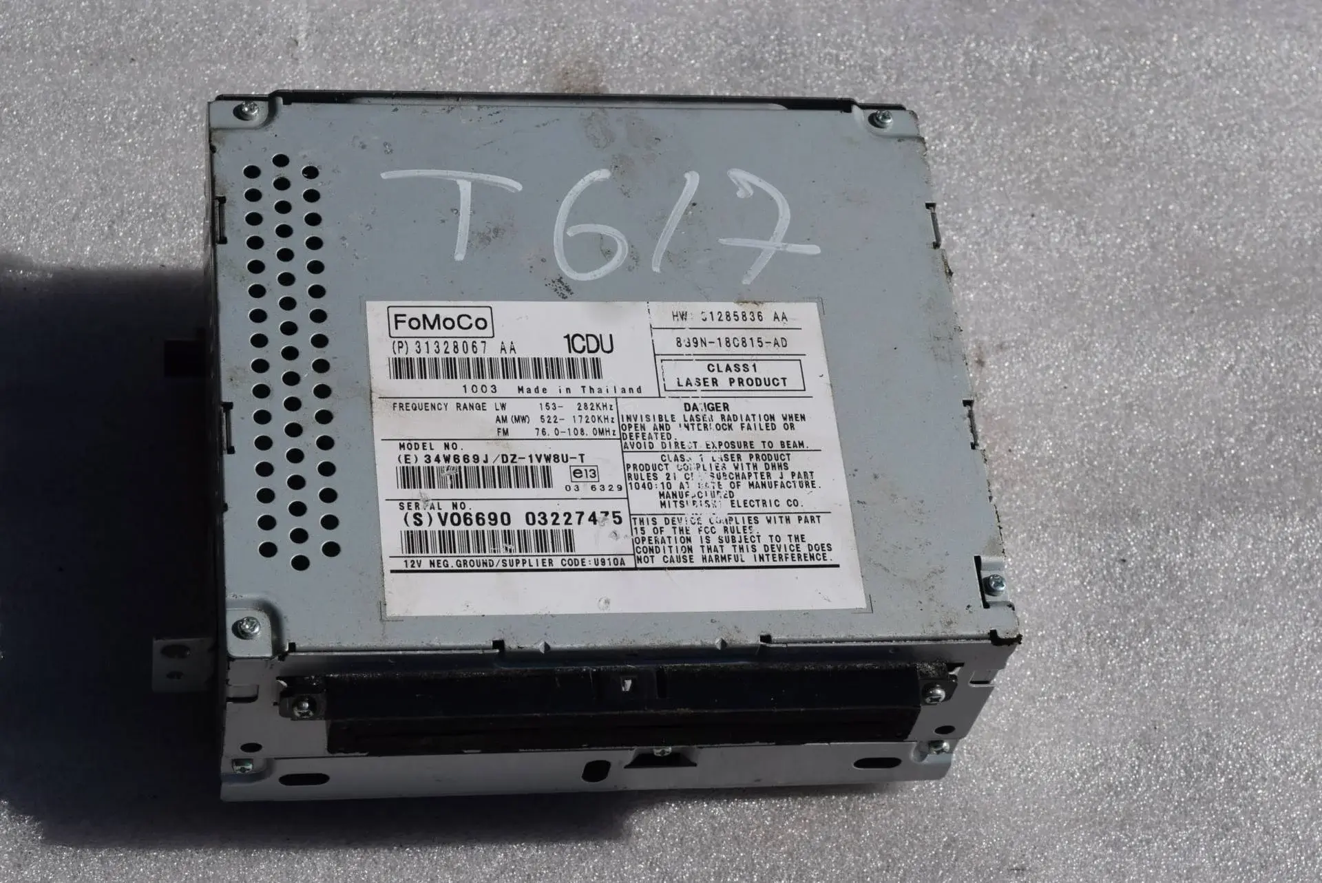 Магнитола 31328067AA, 8G9N18C815AD