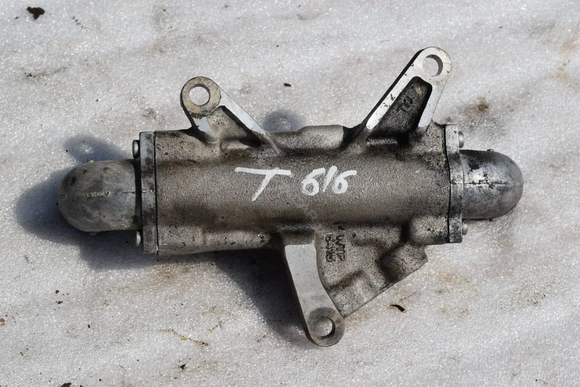 Корпус термостата T616-17-57-1