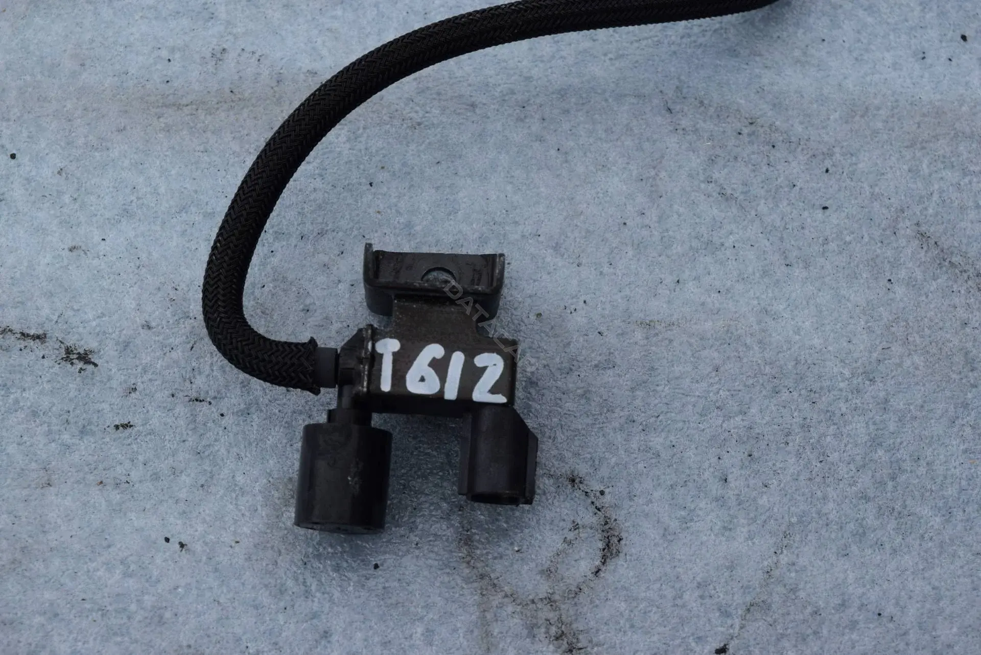 Клапан электромагнитный T612-17-76-3