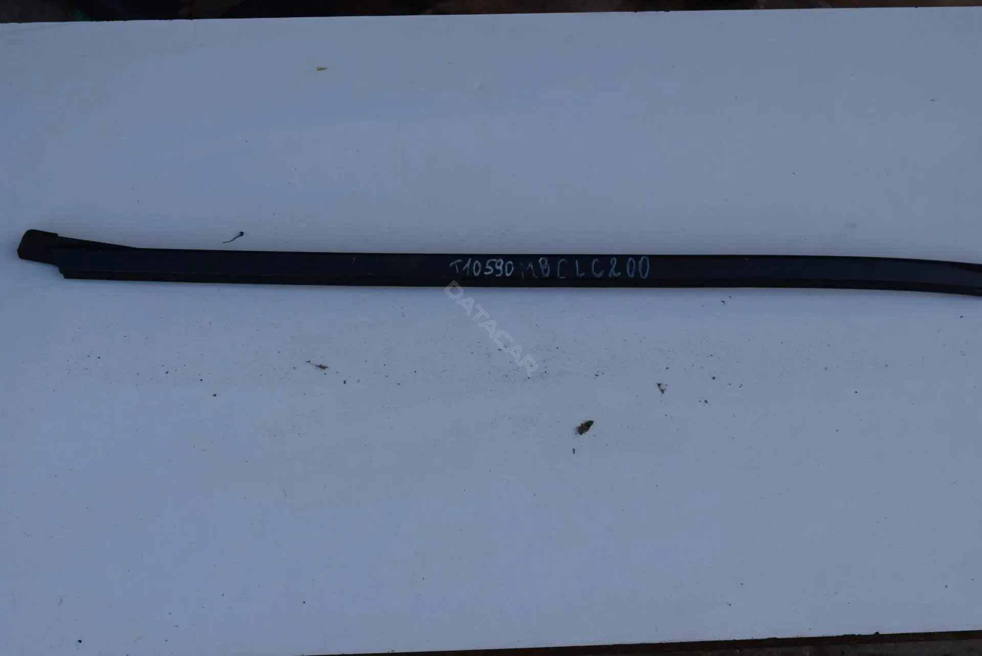 Молдинг лобового стекла T10590-375-1