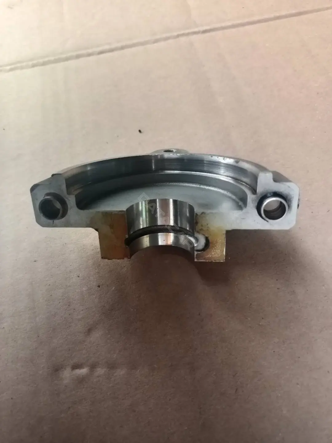 Постель распредвала (бугель) T10450-459-2