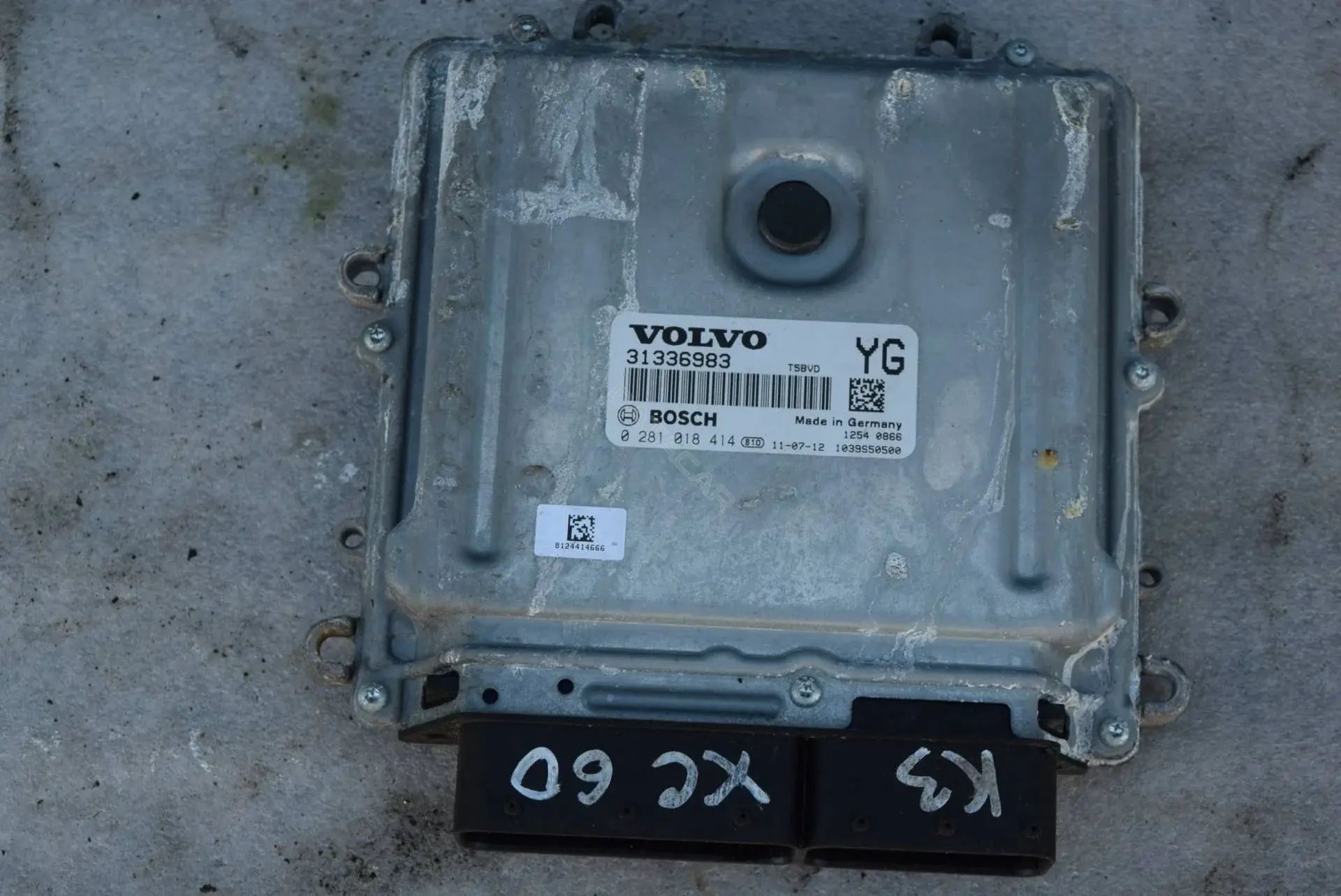 Блок управления двигателем 0281018414, 31336983