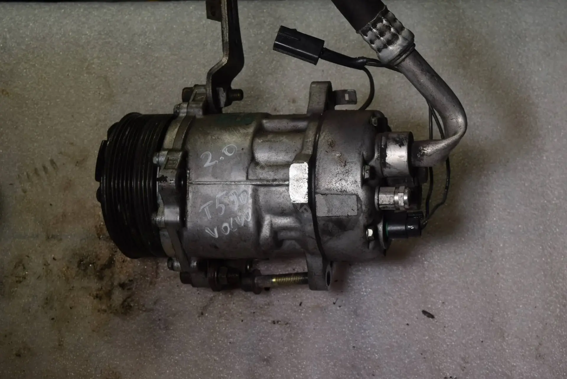 Компрессор кондиционера SD7V16