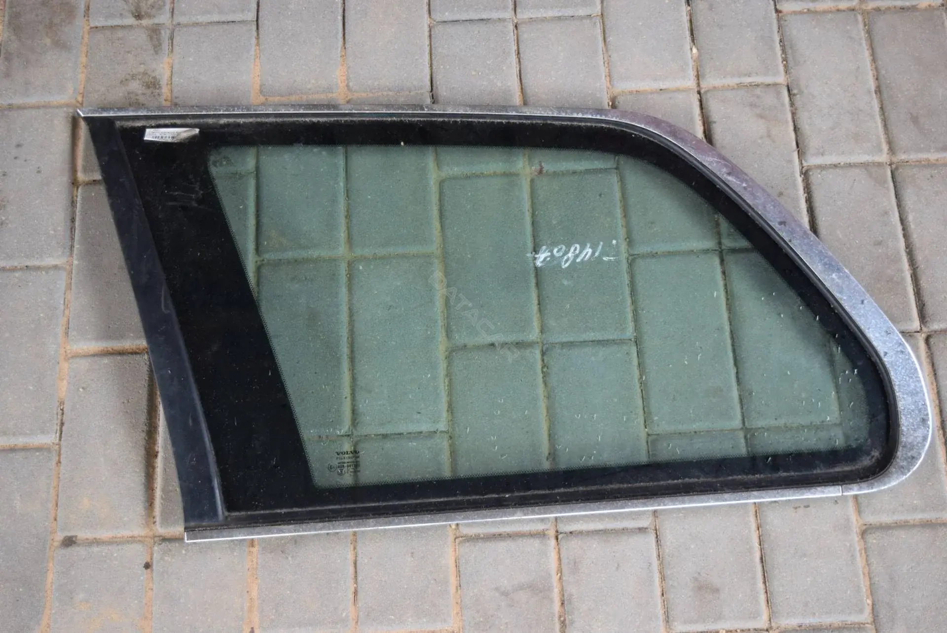 Стекло двери T14867-10-1