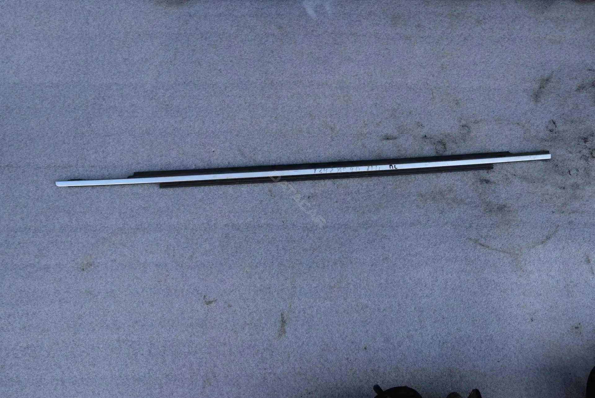Молдинг двери 30753850