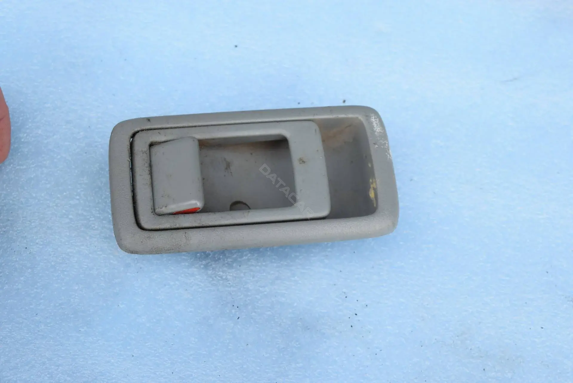 Ручка крышки багажника F000-1437-1