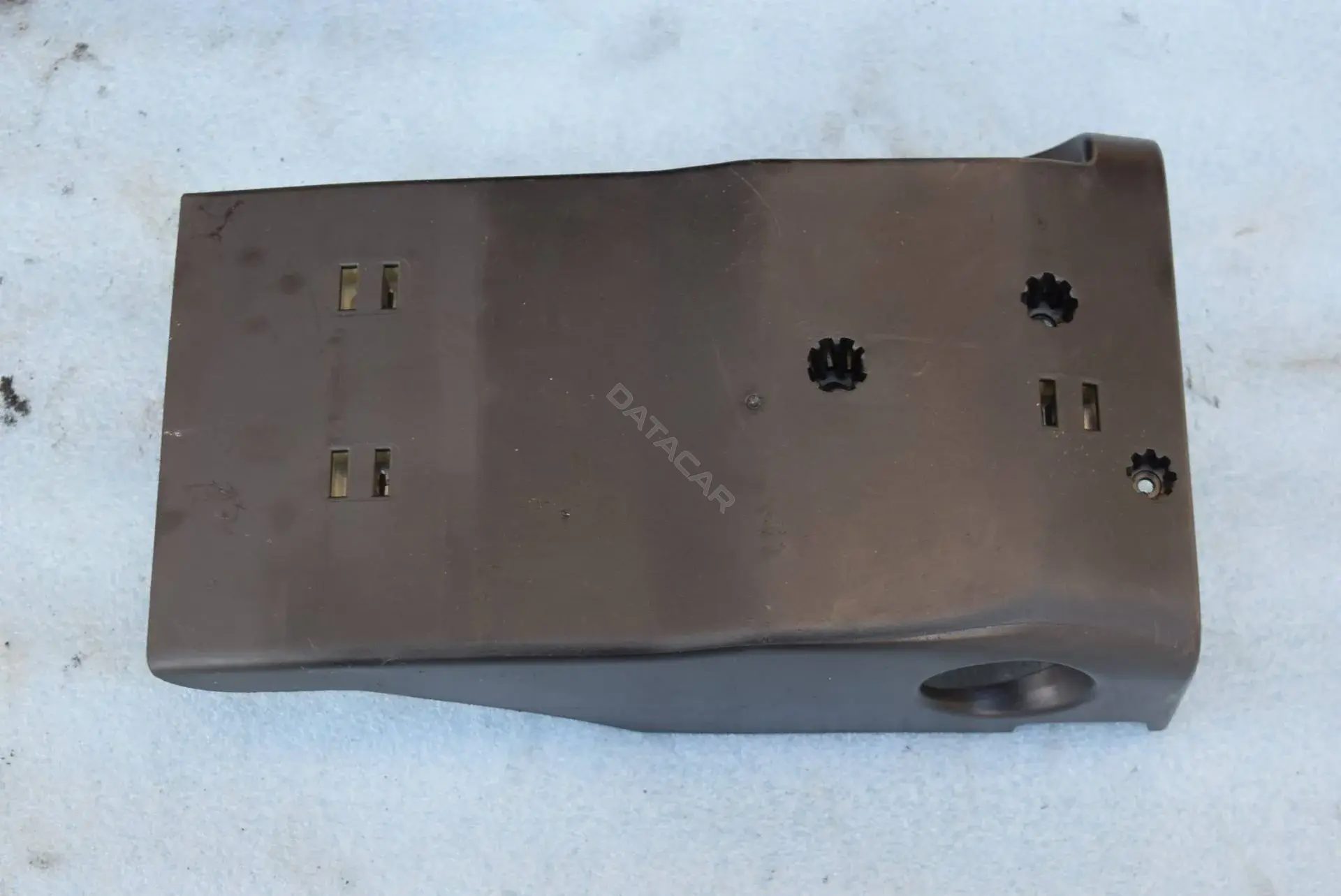 Кожух рулевой колонки LS826-77-2-1