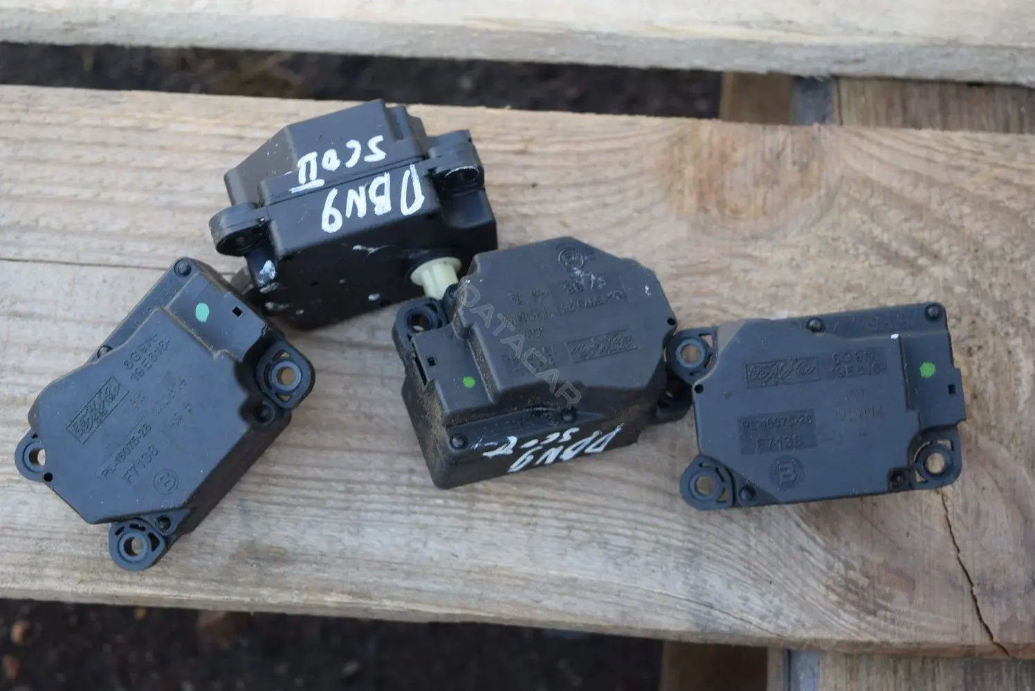 Мотор заслонки печки 6G9N19E616BB