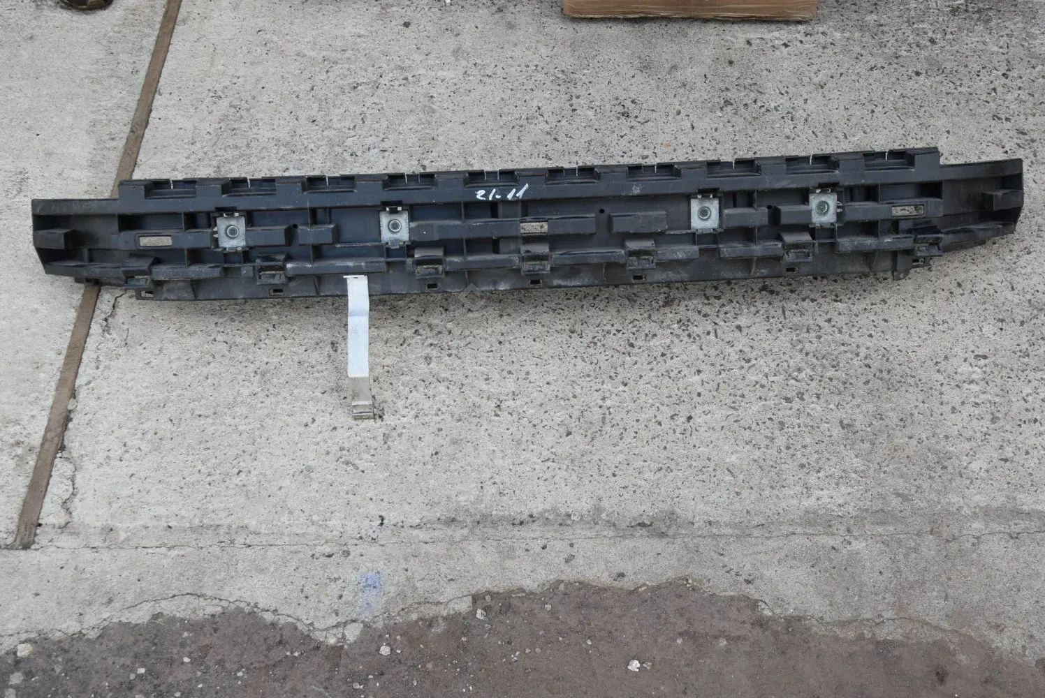 Усилитель бампера 08620600