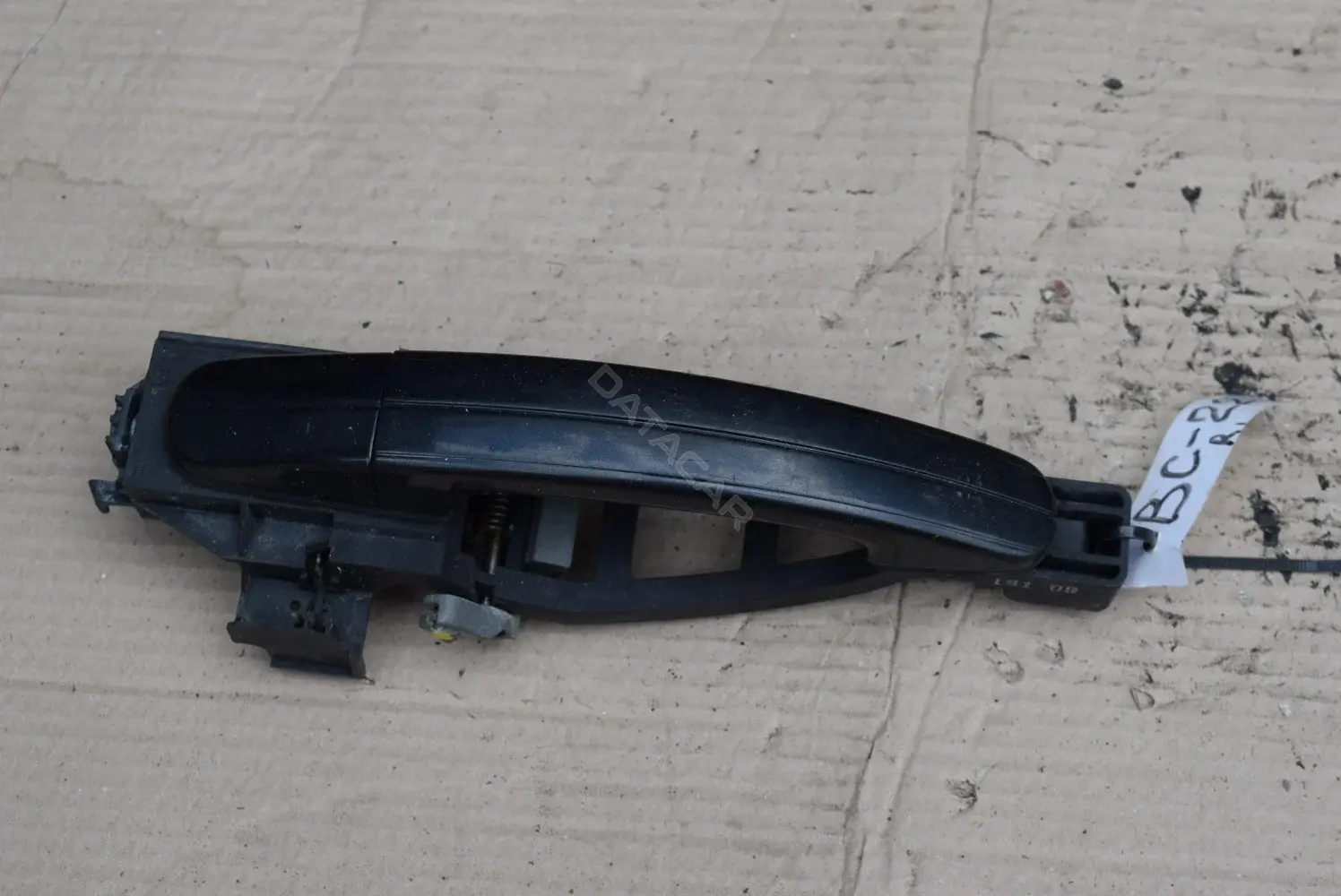 Ручка двери 3M51R224A37