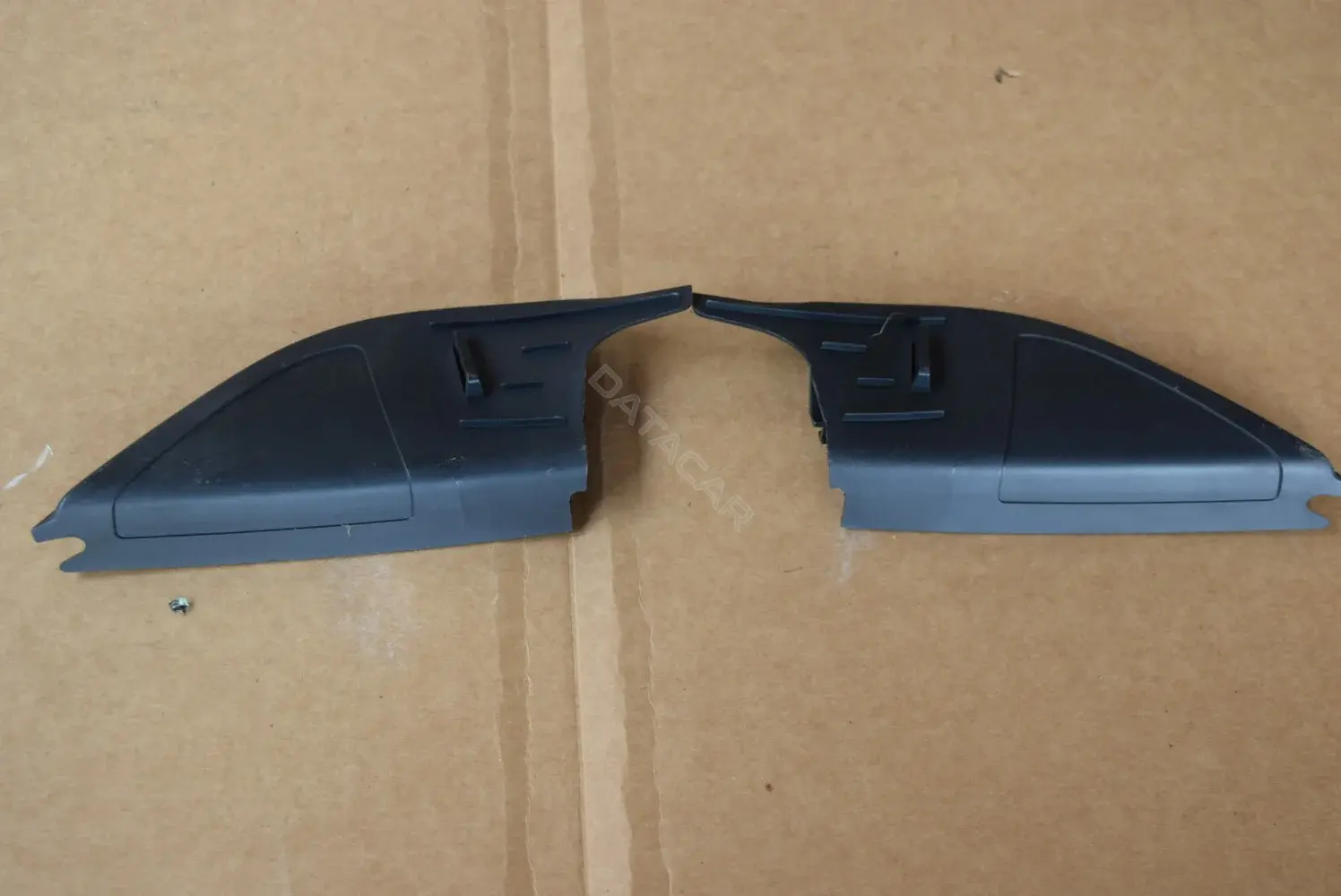 Пластик салона 6V0837973A