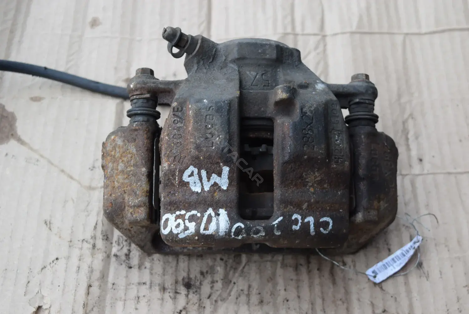 Суппорт тормозной F813-72-4
