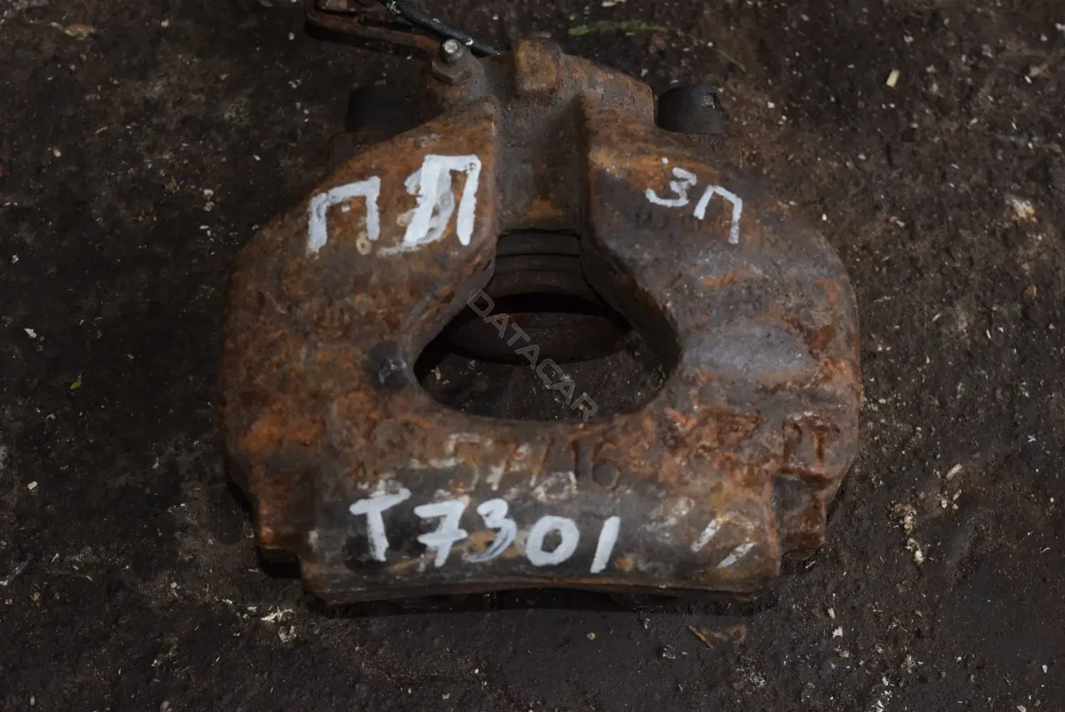 Суппорт тормозной 7M3615124A