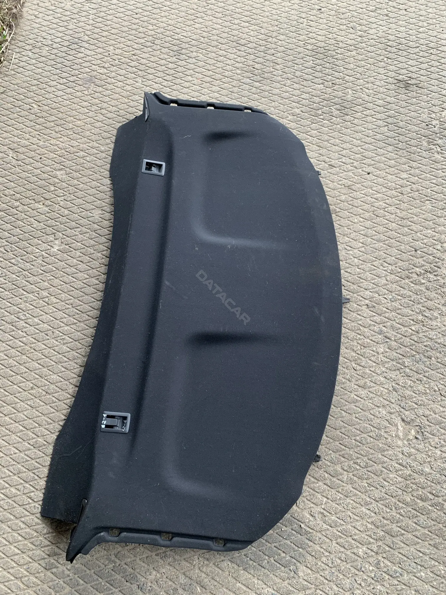 Полка багажника 3C8863413