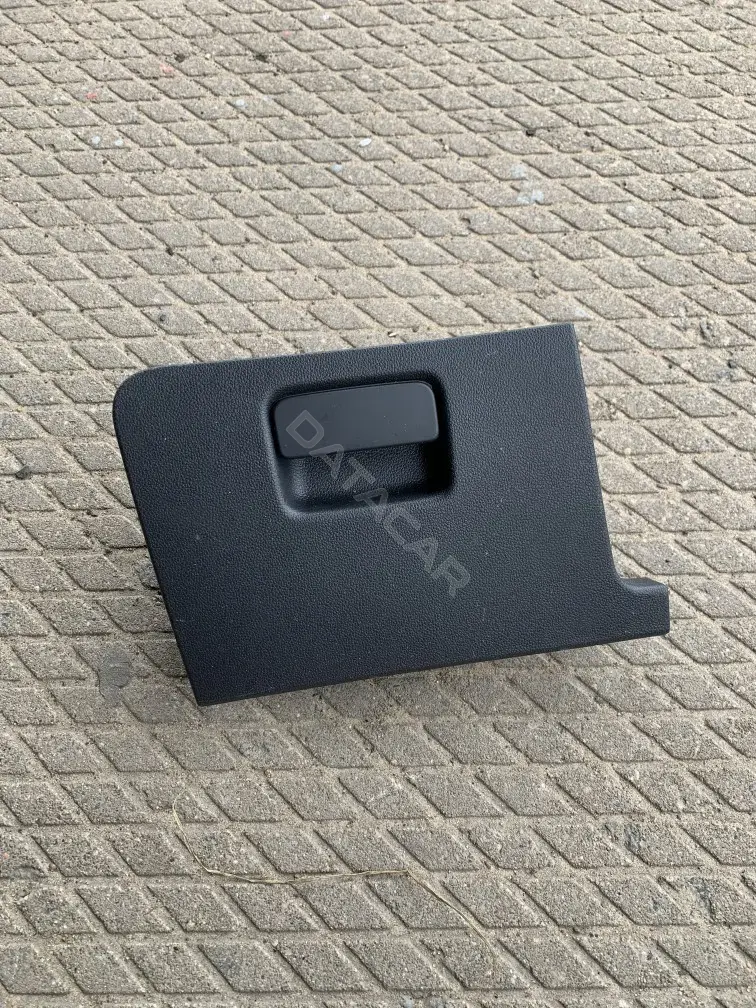 Бардачок 5G1857919