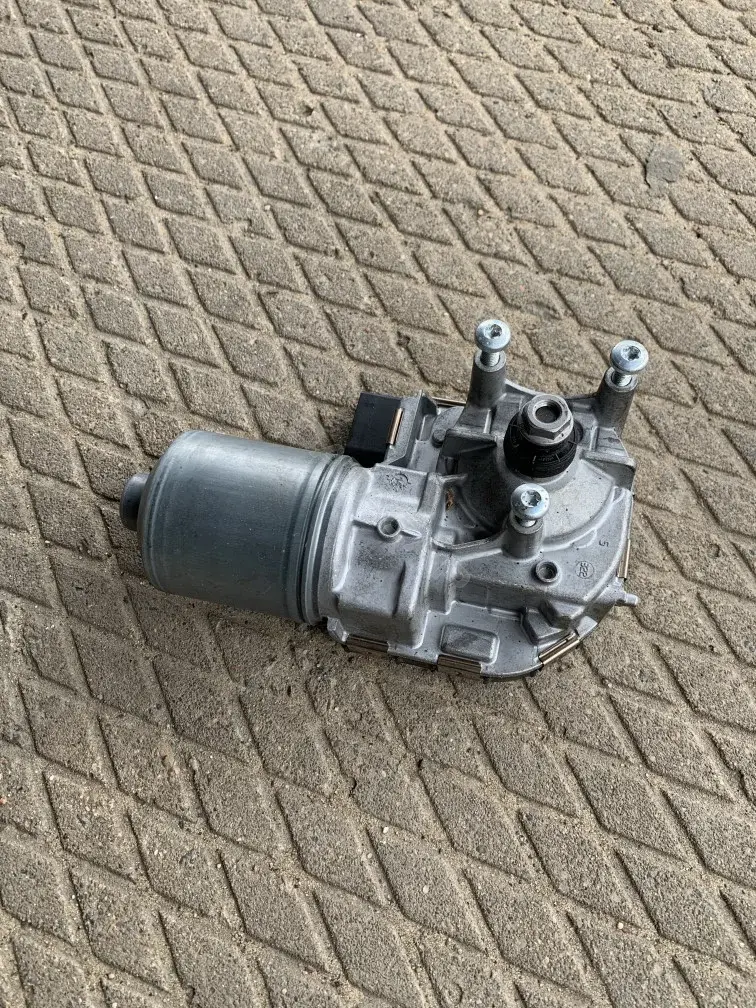Мотор стеклоочистителя 5G1955119A