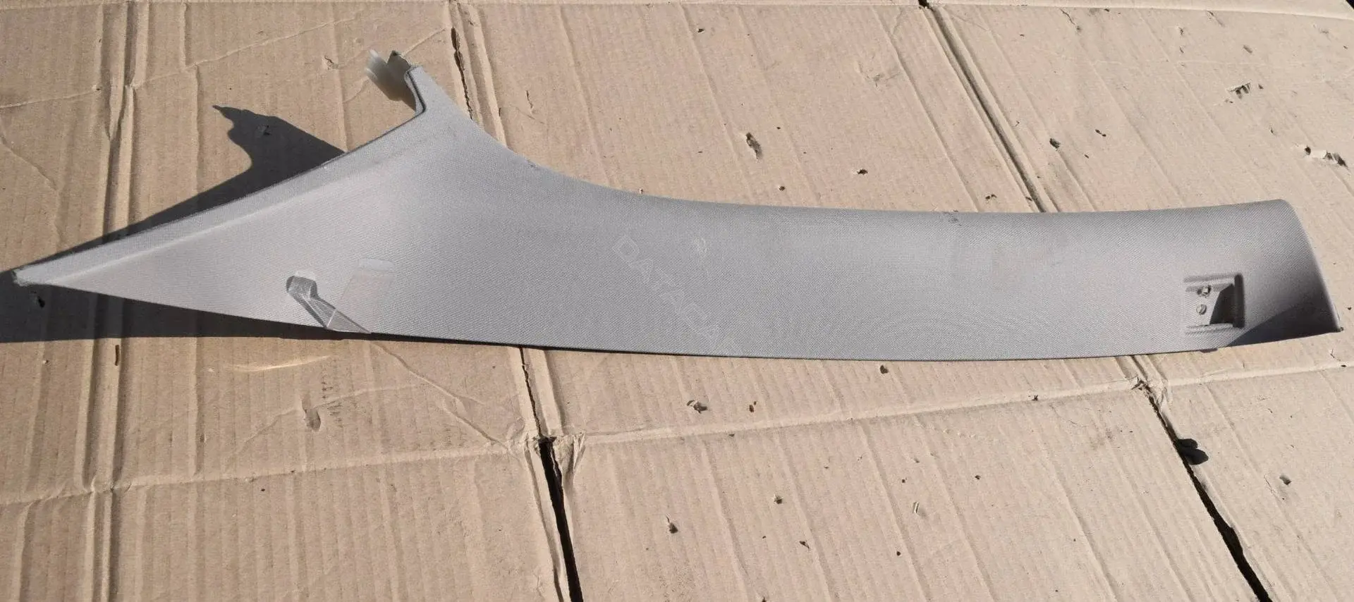 Обшивка стойки передней 7S-422-2