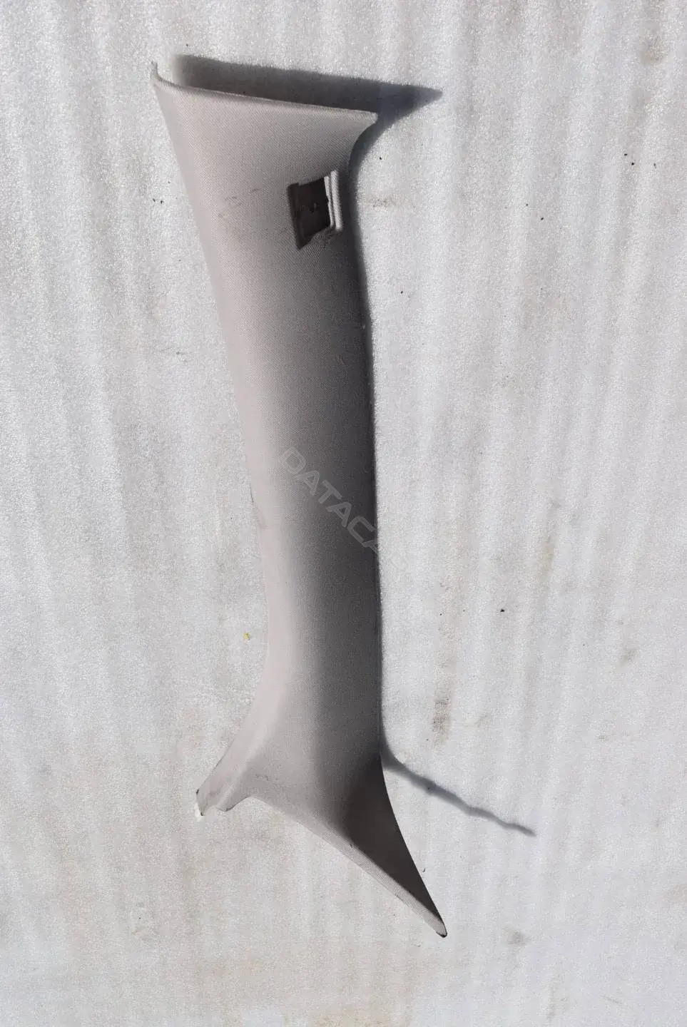 Обшивка стойки передней T617-422-1