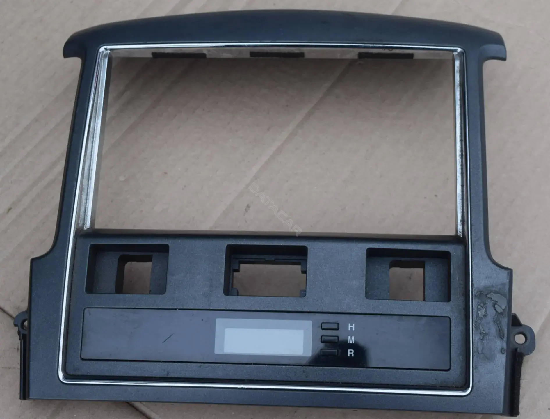 Часы 945003E500