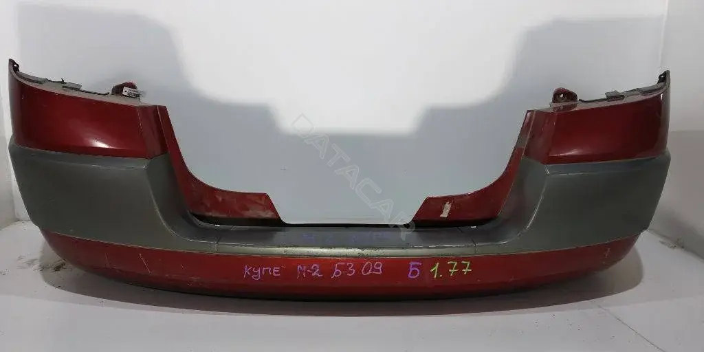 Задний бампер 4430058